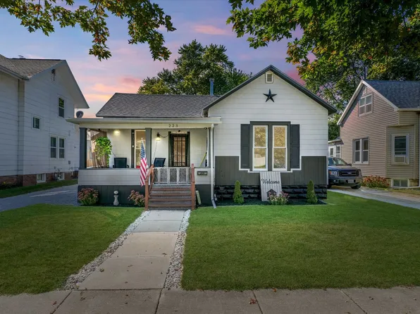 223 S Sangamon Ave, Gibson City, IL 60936