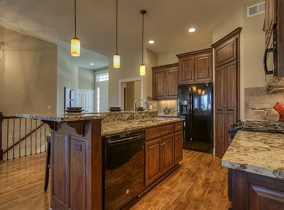 4th image of 6194 Lime Stone Ct #52