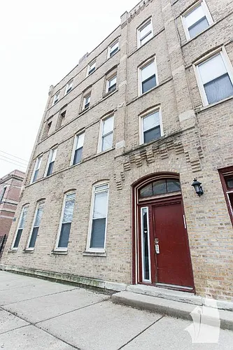 2057 W Dickens Ave #1N Photo 1