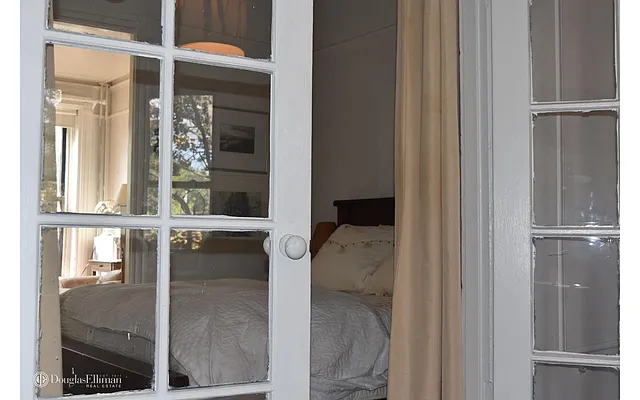 Rented by Douglas Elliman | media 31