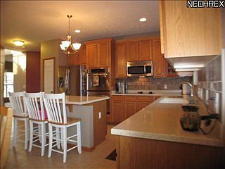 3rd image of 39210 Arlington Dr