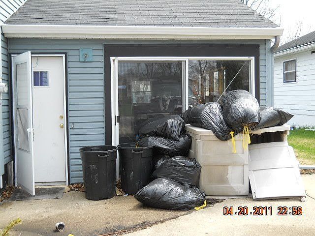 2nd image of 1021 Townline Ave