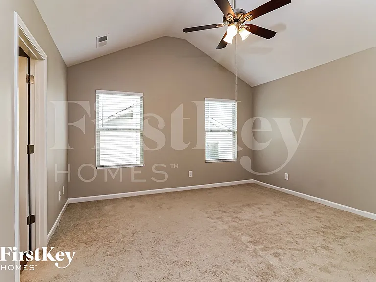 415 Shady Gln — Photo 8