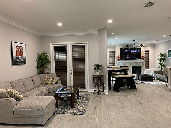 4th image of 1736 E Cobblestone Ln