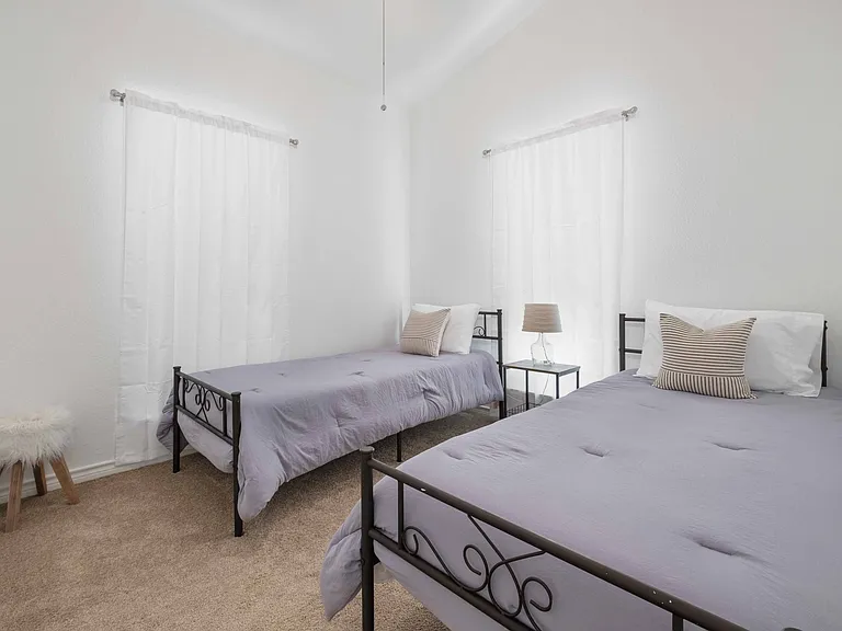 902 Presa Arriba Rd #A — Photo 14