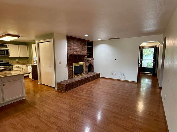 5th image of 3874 N Bryson Way