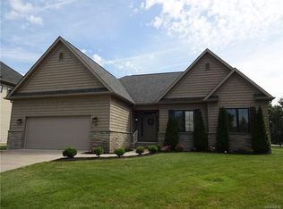 474 N Rockingham Way, Buffalo, NY 14228