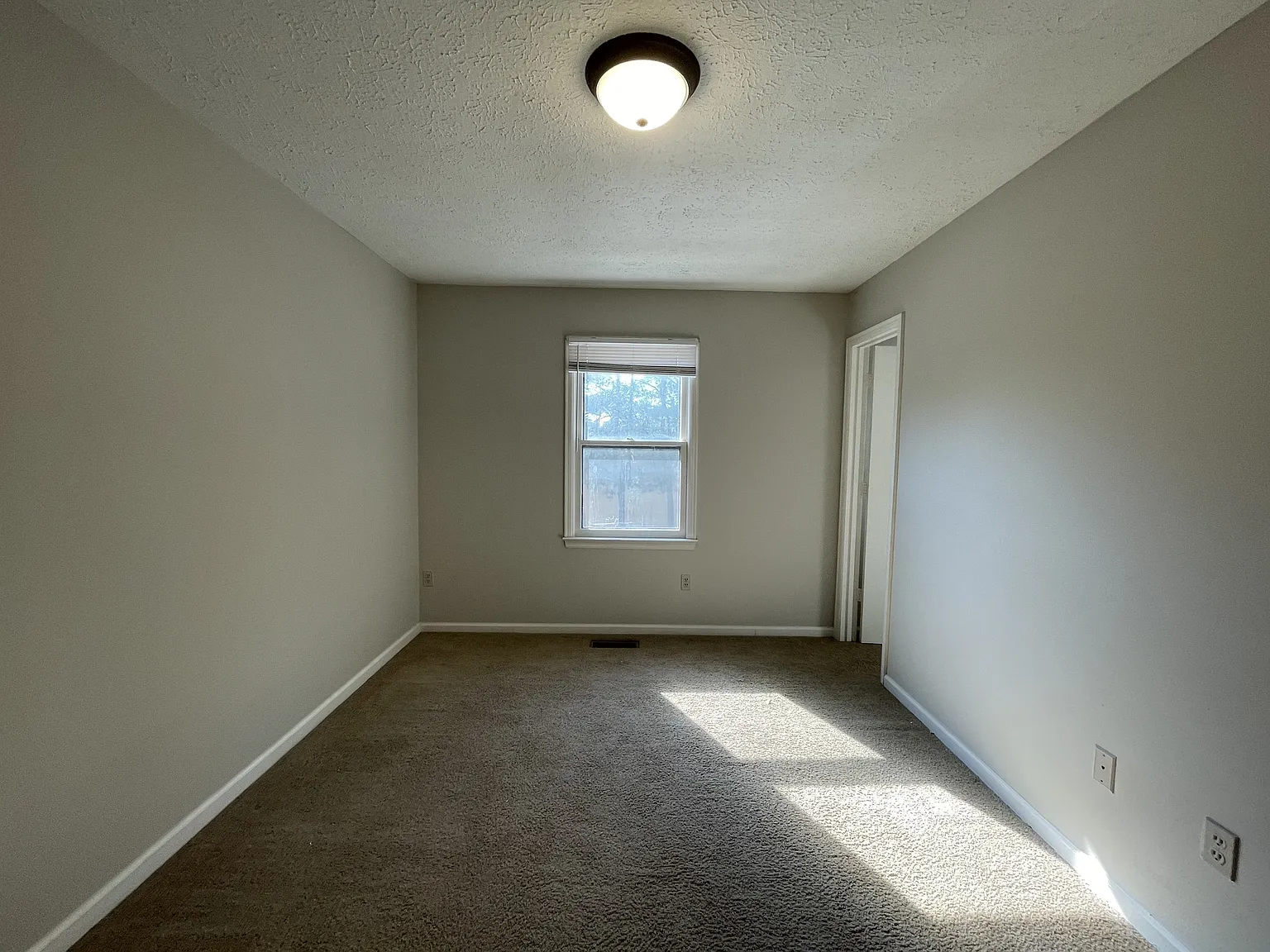 Cedar Crest Drive - 502 — Photo 3