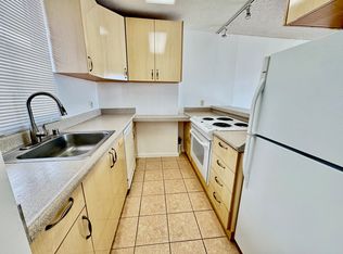 2121 Ala Wai Blvd APT 2205, Honolulu, HI 96815