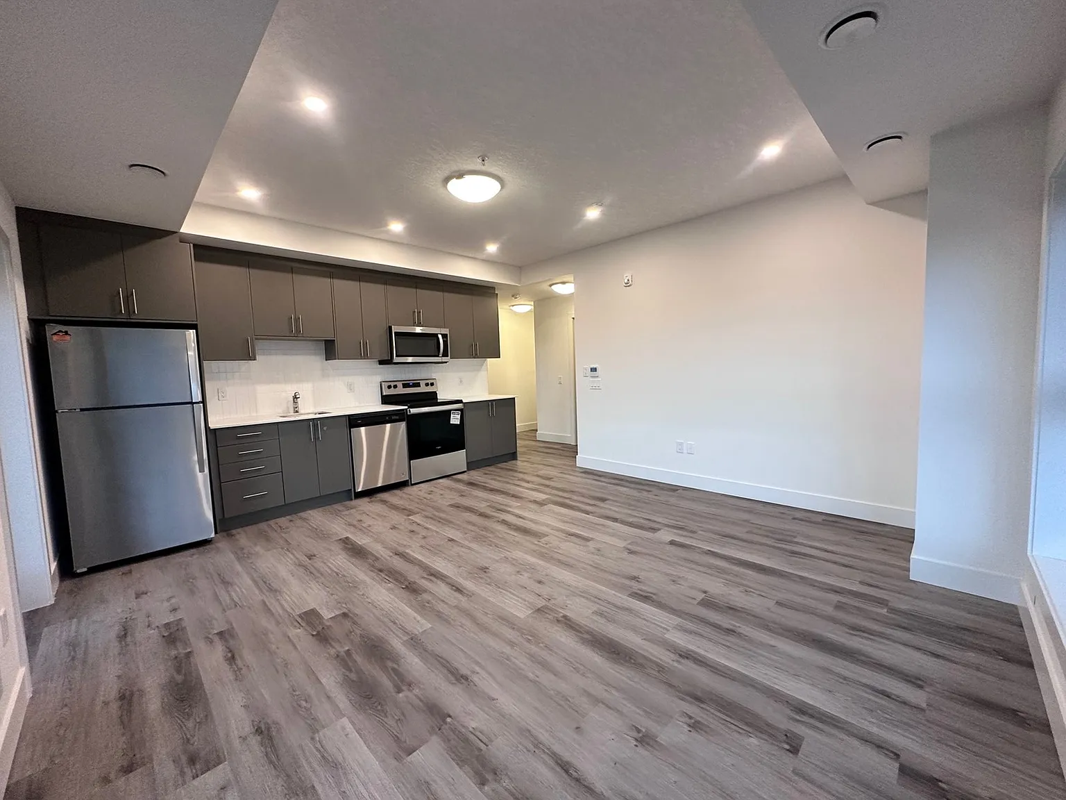 1101 Lackner Place Kitchener — Photo 2