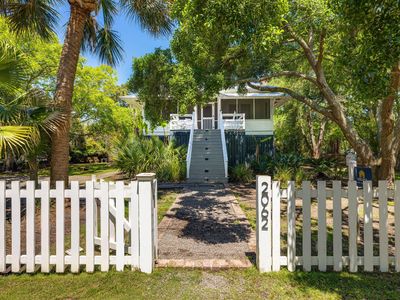 2062 Ion Ave, Sullivans Island, SC, 29482