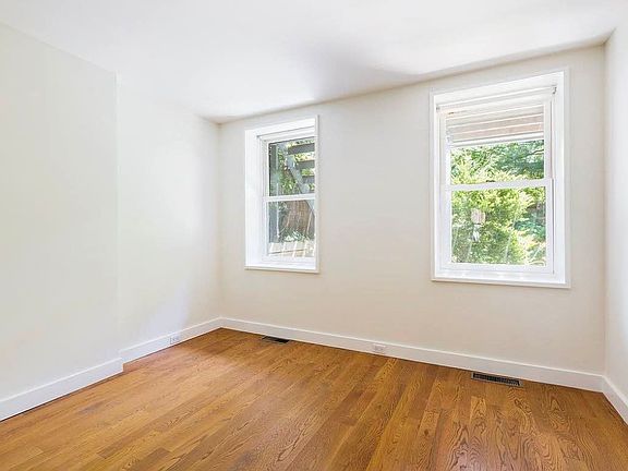 4th image of 246 Sackett St #1