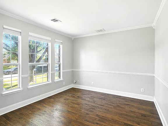 5th image of 9808 Enmore Ln