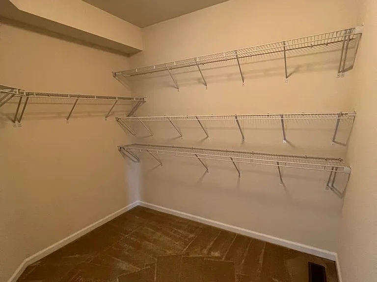 965 Eagle Pl N — Photo 25