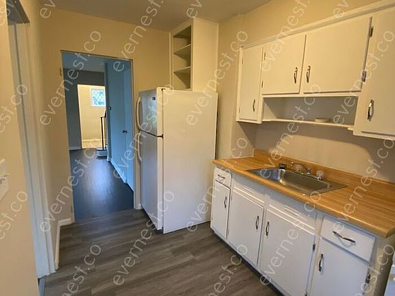 3rd image of 369 N Roosevelt Ave APT 5