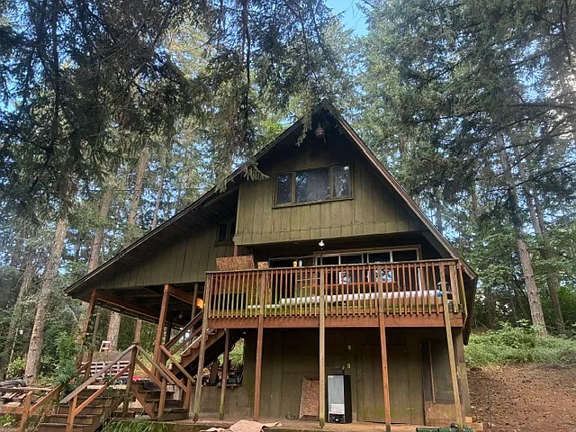 3 bed, 1216 sqft, $2,150 — Photo 1