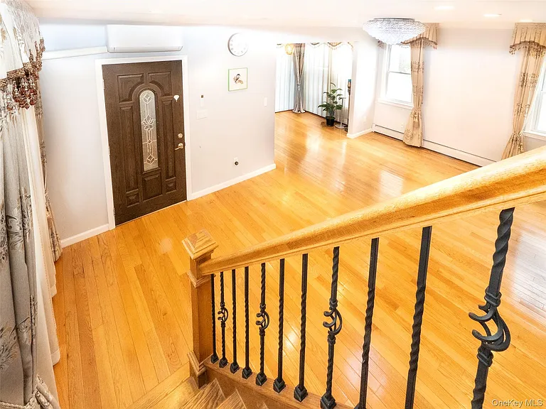 4532 Westminster Rd — Photo 11