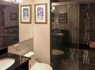 9423 S Hollybrook Lake Dr APT 108, Pembroke Pines, FL 33025