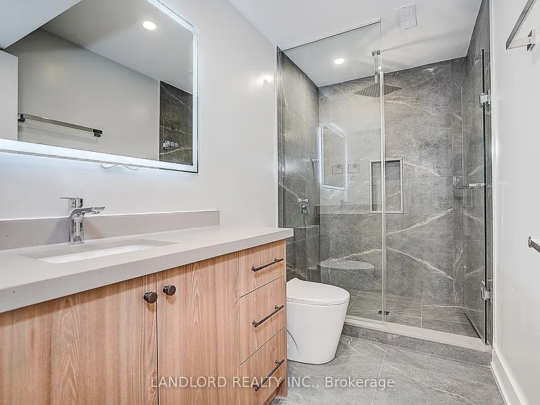 1146 Broadview Ave #1 — Photo 36