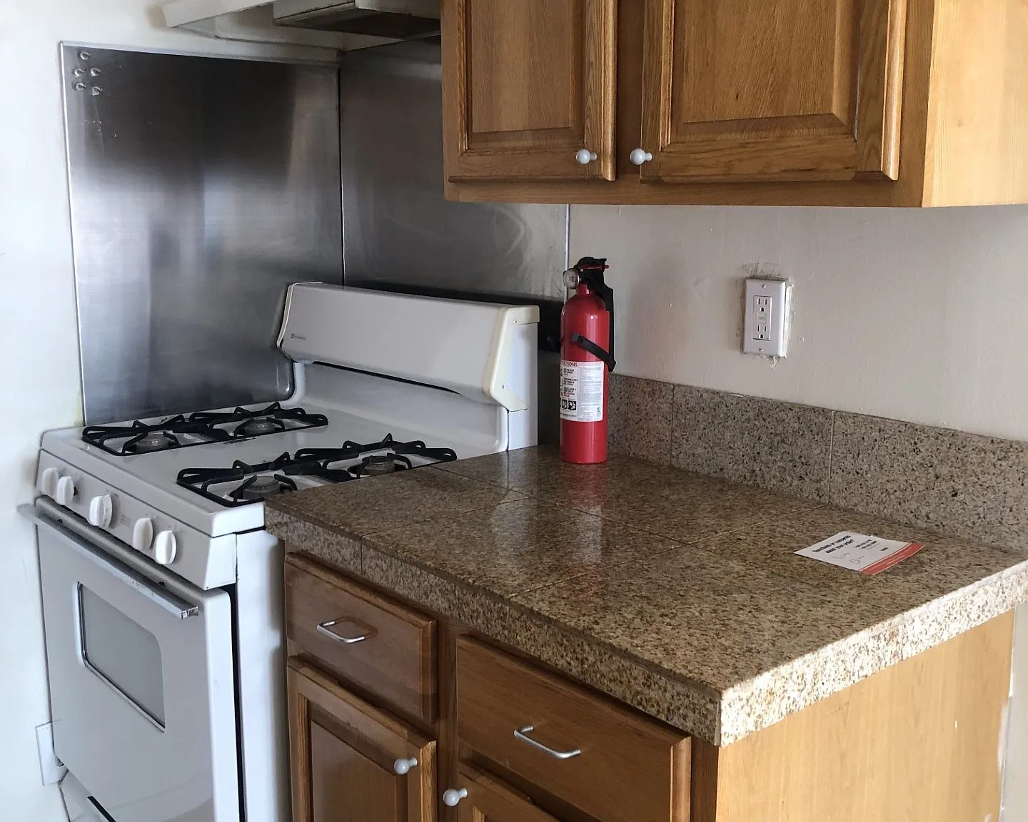 5149 York Blvd — Photo 2