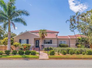 3300 Locust St NE, Saint Petersburg, FL 33704