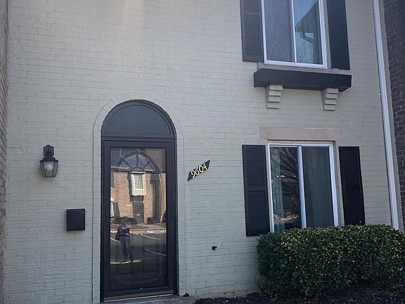 2nd image of 9604 Marston Ln