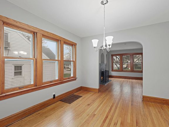 4th image of 649 S Cornell Ave