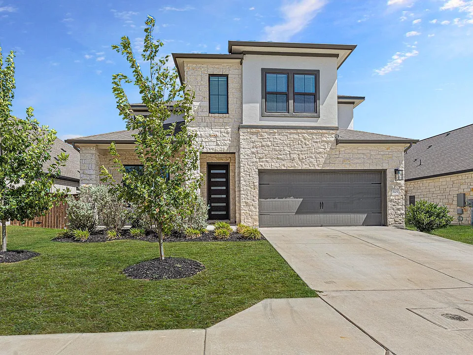 1105 Lickety Ln