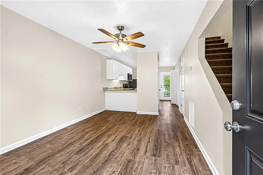 2 bed, 1.5 bath, 952 sqft, $1,500 — Photo 1