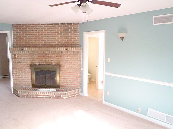 4th image of 111 Skyview Dr