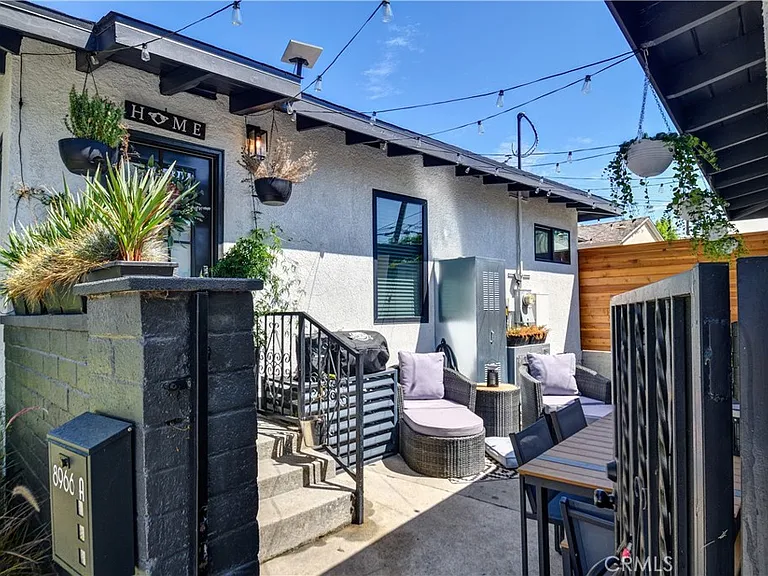 8966A Gunn Ave — Photo 2