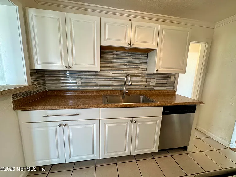 288 Boylston Ave — Photo 13