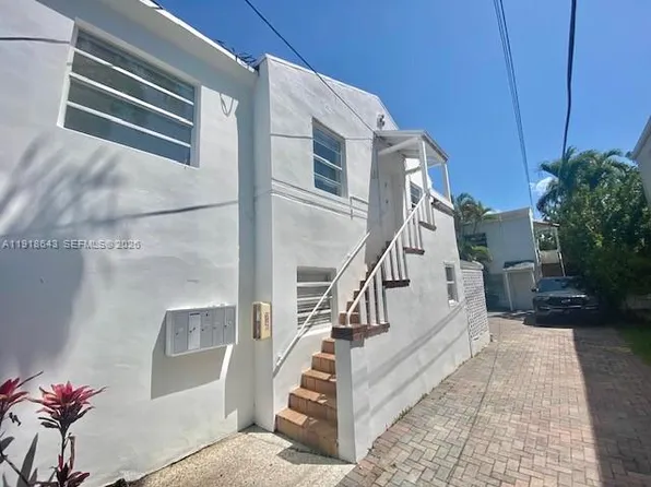 830 W 40th St APT 2, Miami Beach, FL 33140