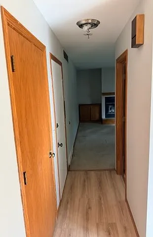 3 bed, 3.5 bath, 1800 sqft, $2,800 — Photo 3