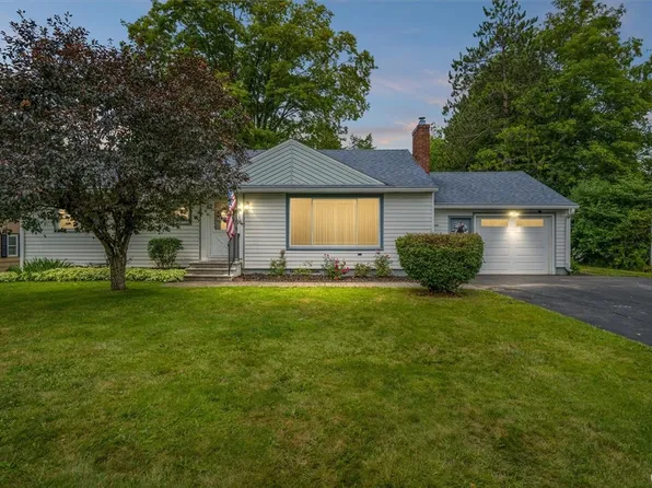 4709 Broad Rd, Syracuse, NY 13215
