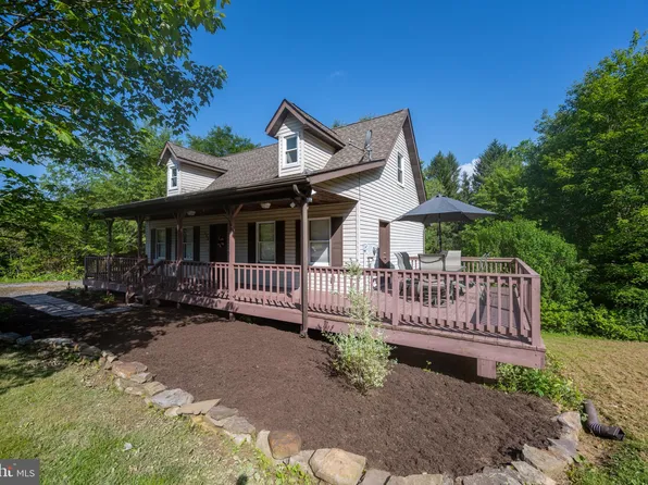 163 Crestview Dr, Oakland, MD 21550