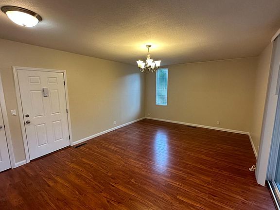 2nd image of 2006 Klamath Ave APT 4