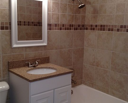5th image of 7712 Scott Ln