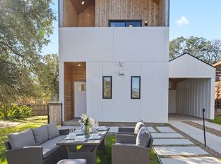 2801 Cedarview Dr #1/2, Austin, TX 78704