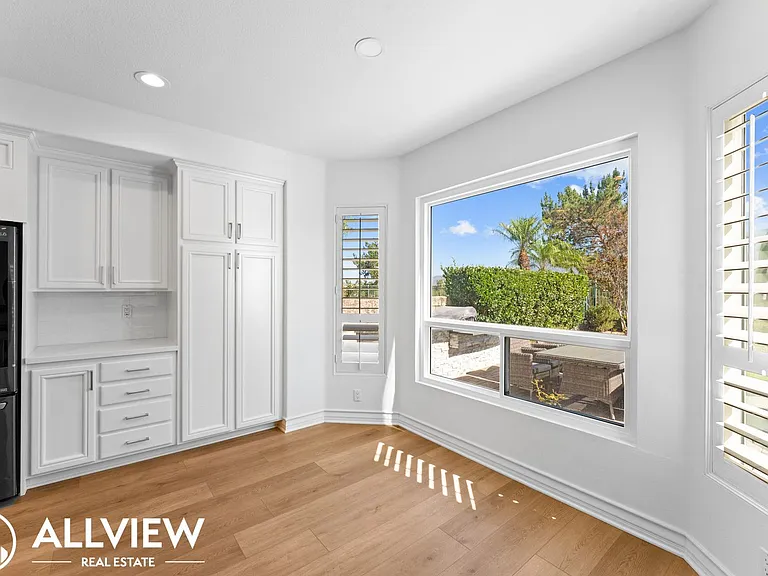 15 Summitcrest — Photo 18