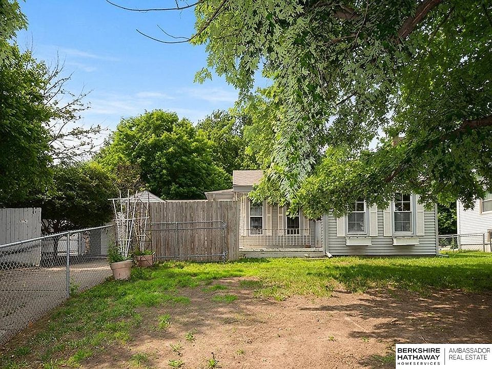 1st image of 1016 S 52nd St