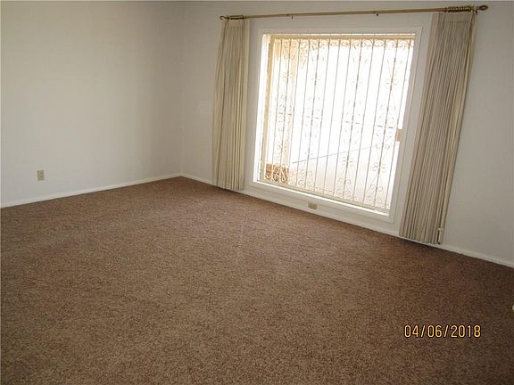 5th image of 3016 Pierce Ave