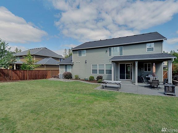 3rd image of 12916 195th Avenue Ct E