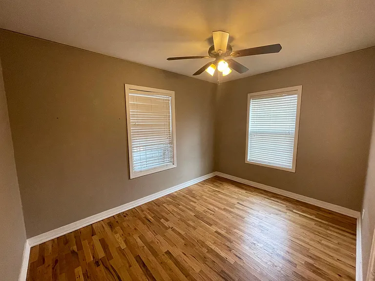 411 E Espanola St — Photo 9