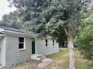 3808 Fairhaven Dr, Moss Point, MS 39562