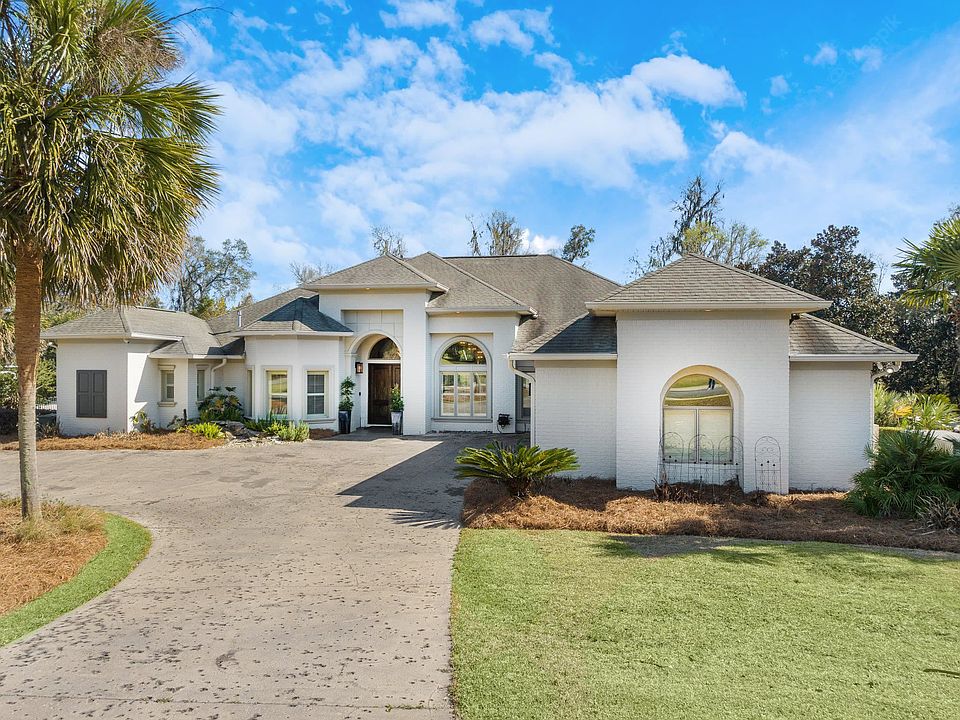1st image of 1549 Escadrille Dr