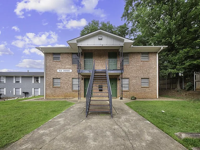 304 Powers St — Photo 3