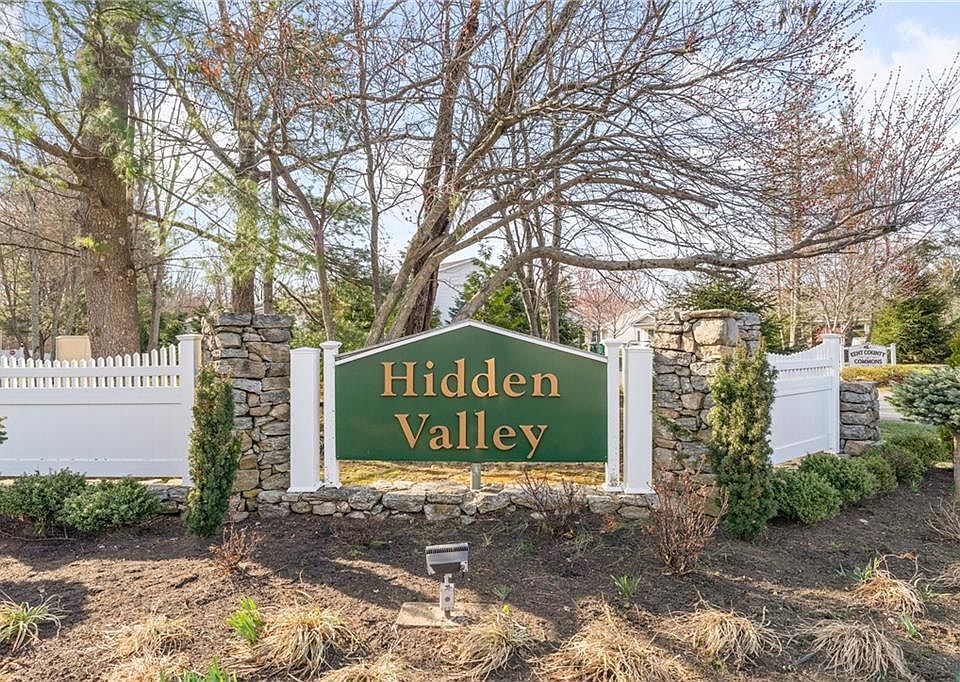 1st image of 71 Trellis Dr Unit 71