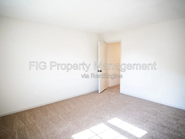 3126 E Governor John Sevier Hwy — Photo 10