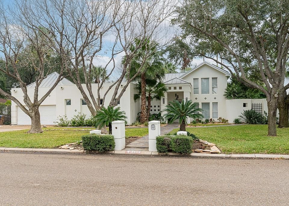 1st image of 2806 Lakeshore Dr